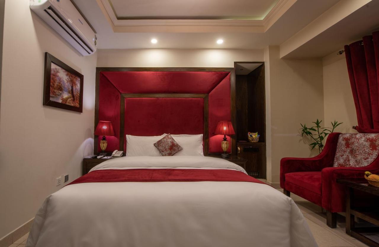 Envoy Continental Hotel อิสลามาบัด ภายนอก รูปภาพ
