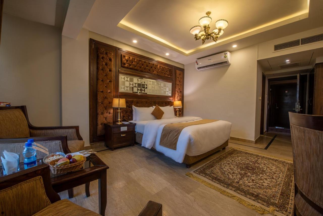 Envoy Continental Hotel อิสลามาบัด ภายนอก รูปภาพ