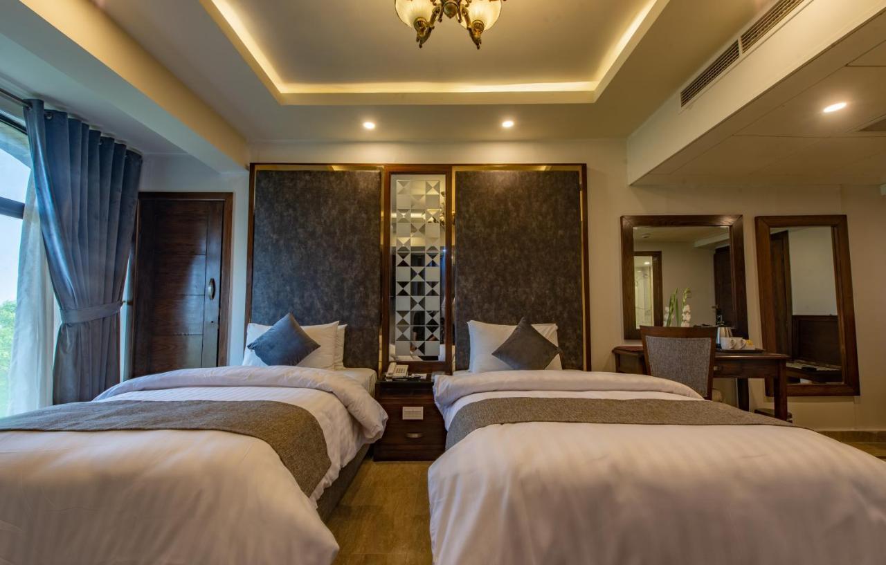 Envoy Continental Hotel อิสลามาบัด ภายนอก รูปภาพ