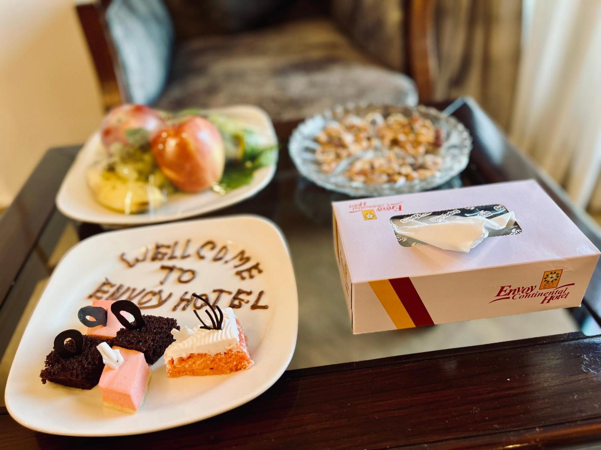 Envoy Continental Hotel อิสลามาบัด ภายนอก รูปภาพ