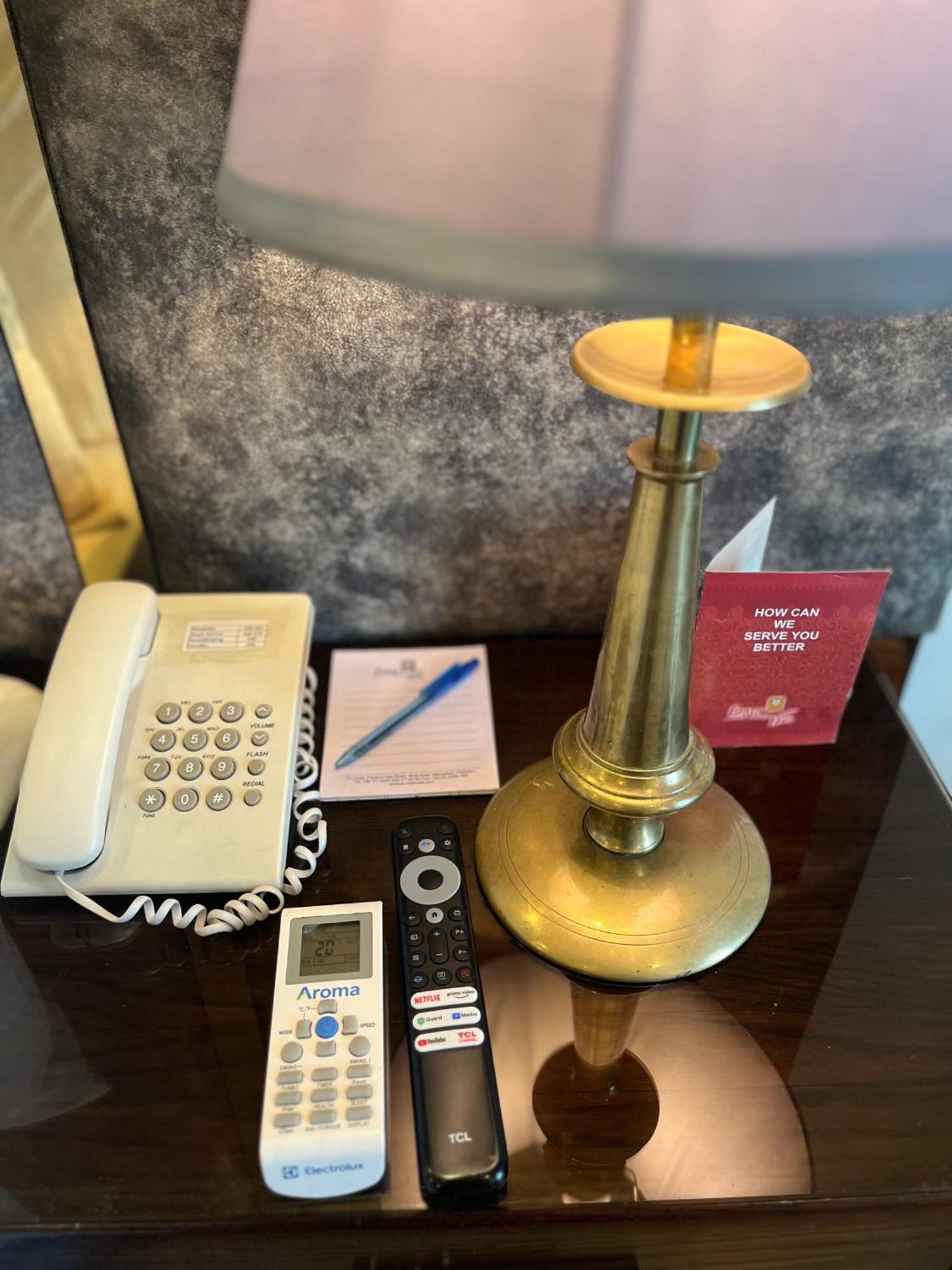 Envoy Continental Hotel อิสลามาบัด ภายนอก รูปภาพ